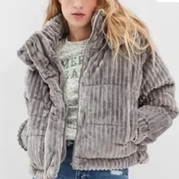 NWT American Eagle Outfitters Gray Fleece Jacket Size S - Picture 5 of 5